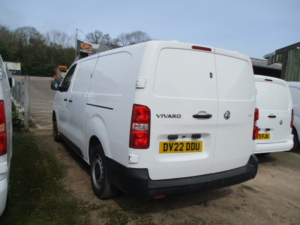 2022 Vauxhall Vivaro 1.5 Turbo D 2900 Dynamic in White — image 4