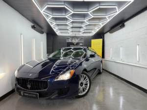 2014 Maserati Quattroporte 3.0 D V6 in Blue — image 3
