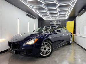 2014 Maserati Quattroporte 3.0 D V6 in Blue — image 6