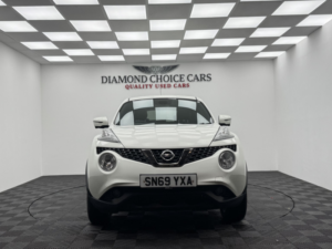 2019 Nissan Juke 1.6 Tekna in White — image 2