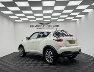 2019 Nissan Juke 1.6 Tekna in White — image 4