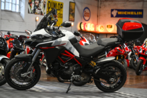 2020 Ducati Multistrada 950 *lovely Condition Throughout* in Red — image 3