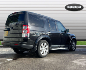 2013 Land Rover Discovery 3.0 Discovery Hse Sdv6 Auto 4WD 5dr in Black — image 4