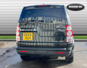 2013 Land Rover Discovery 3.0 Discovery Hse Sdv6 Auto 4WD 5dr in Black — image 5