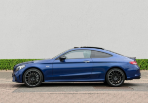 2019 Mercedes-Benz C Class 3.0 C43 V6 Amg (premium Plus) Coupe 2dr Petrol G-Tronic+ 4matic Euro 6 (s/s) (390 Ps) in Blue — image 4