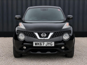 2017 Nissan Juke 1.6 Tekna Xtron Euro 6 5dr in Black — image 2