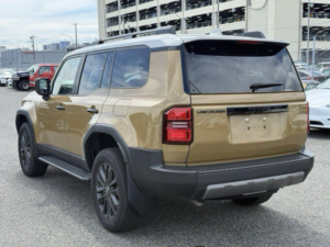 2025 Toyota Land Cruiser 250 2.8d Zx Automatic 7 Seater in Beige — image 3