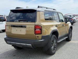 2025 Toyota Land Cruiser 250 2.8d Zx Automatic 7 Seater in Beige — image 5