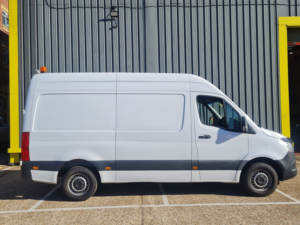 2021 Mercedes-Benz Sprinter Mercedes 317 Cdi L2 Auto in White — image 3