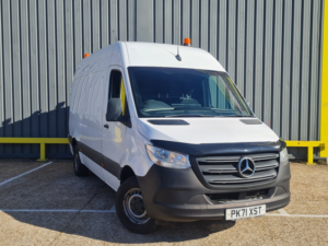2021 Mercedes-Benz Sprinter Mercedes 317 Cdi L2 Auto in White — image 4