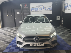 2019 Mercedes-Benz A Class 2.0 A250 Amg Line in Silver — image 3