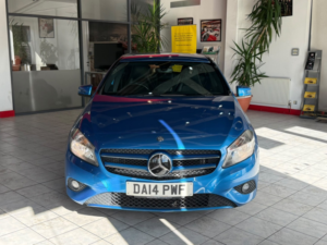 2014 Mercedes-Benz A Class 1.5 A180 Cdi Eco Se in Blue — image 4