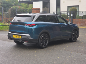 2025 Peugeot 5008 1.2 Gt SUV 5dr Petrol Hybrid E-Dsc6 Euro 6 (s/s) (136 Ps) in Blue — image 6