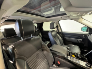 2017 Land Rover Discovery 2.0 Sd4 Hse Auto 4WD Euro 6 (s/s) 5dr in White — image 5