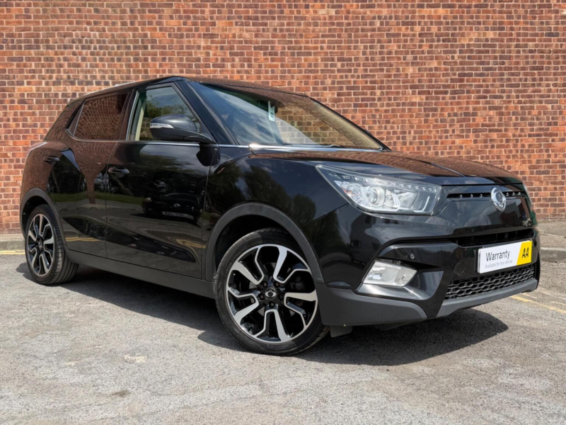 2016 Ssangyong Tivoli 1.6 E-Xgi Elx Euro 6 (s/s) 5dr in Black — image 1