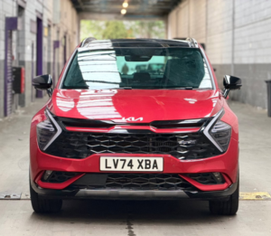 2024 Kia Sportage 1.6 H T-Gdi Gt-Line S SUV 5dr Petrol Hybrid Auto Euro 6 (s/s) (207 Bhp) in Red — image 2