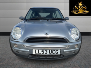 2004 MINI Hatch 1.6 One Hatch in Silver — image 2