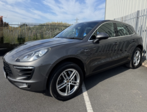 2014 Porsche Macan S 3.0 Td V6 Automatic 4WD in Grey — image 2
