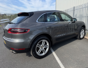 2014 Porsche Macan S 3.0 Td V6 Automatic 4WD in Grey — image 5