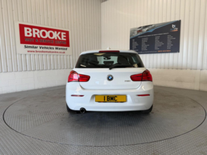 2017 BMW 1 Series 1.5 118i Se Euro 6 (s/s) 5dr in White — image 5