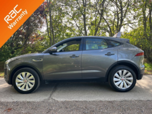 2018 Jaguar E-Pace 2.0 D150 Se SUV 5dr Diesel Auto AWD Euro 6 (s/s) (150 Ps) in Grey — image 2