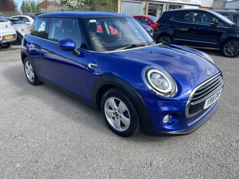 2018 MINI Hatch 1.5 Cooper 3-Door Hatch in Blue — image 1