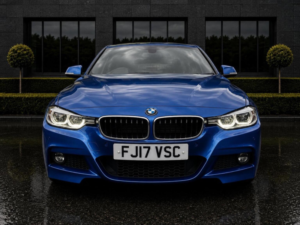 2017 BMW 3 Series 2.0 330e 7.6kwh M Sport Auto Euro 6 (s/s) 4dr in Blue — image 2