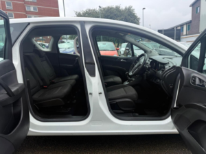 2016 Vauxhall Meriva 1.4i Life Euro 6 5dr in White — image 6