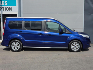 2016 Ford Grand Tourneo Connect 1.5 Tdci Titanium Euro 6 (s/s) 5dr in Blue — image 5