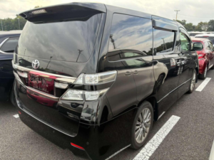 2013 Toyota Vellfire 2.4 Z Golden Eyes 5dr 7 Seats in Black — image 2