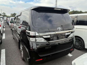 2013 Toyota Vellfire 2.4 Z Golden Eyes 5dr 7 Seats in Black — image 3