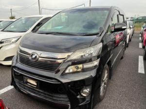 2013 Toyota Vellfire 2.4 Z Golden Eyes 5dr 7 Seats in Black — image 4