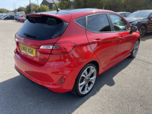 2018 Ford Fiesta 1.0 T Ecoboost St-Line X in Red — image 2