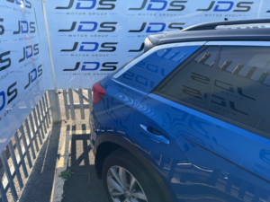 2018 Volkswagen T-Roc 1.0 Tsi Design SUV 5dr Petrol Manual Euro 6 (s/s) (115 Ps) in Blue — image 4