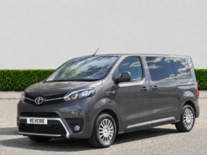 2024 Toyota Proace Verso 5dr Auto 134 Bhp in Grey — image 3