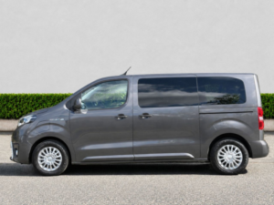 2024 Toyota Proace Verso 5dr Auto 134 Bhp in Grey — image 4