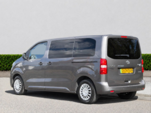 2024 Toyota Proace Verso 5dr Auto 134 Bhp in Grey — image 5
