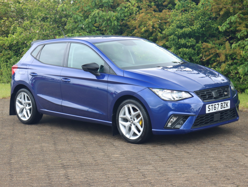 2017 SEAT Ibiza 1.0 Tsi Fr in Blue — image 1