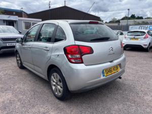 2011 Citroen C3 1.4i Vtr+ Euro 5 5dr in Silver — image 2