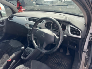 2011 Citroen C3 1.4i Vtr+ Euro 5 5dr in Silver — image 3