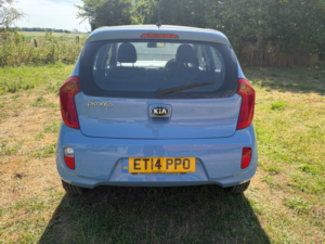2014 Kia Picanto 1.3 2 in Blue — image 4