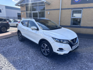 2020 Nissan Qashqai 1.3 Dig-T N-Connecta in White — image 2