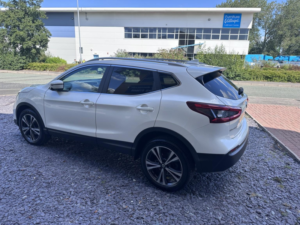 2020 Nissan Qashqai 1.3 Dig-T N-Connecta in White — image 6