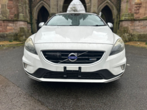 2014 Volvo V40 2.0 D2 R-Design Lux Nav in White — image 4