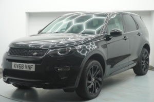 2018 Land Rover Discovery Sport 2.0 Td4 Hse Dynamic Lux Auto 4WD Euro 6 (s/s) 5dr in Black — image 3