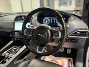 2019 Jaguar F-Pace 2.0 D180 Chequered Flag Auto AWD Euro 6 (s/s) 5dr in White — image 2