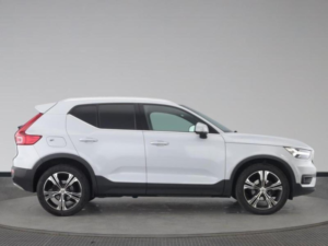 2021 Volvo Xc40 1.5 T3 Inscription Pro Auto Euro 6 (s/s) 5dr in Silver — image 3