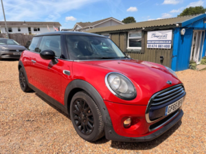 2015 MINI Hatch