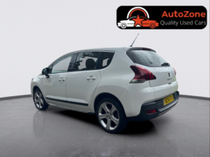 2014 Peugeot 3008 1.6 Hdi Allure in White — image 6