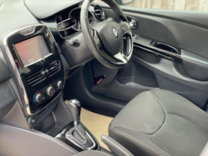 2014 Renault Clio 1.5 Dci Dynamique Medianav Edc Euro 5 5dr in Grey — image 2